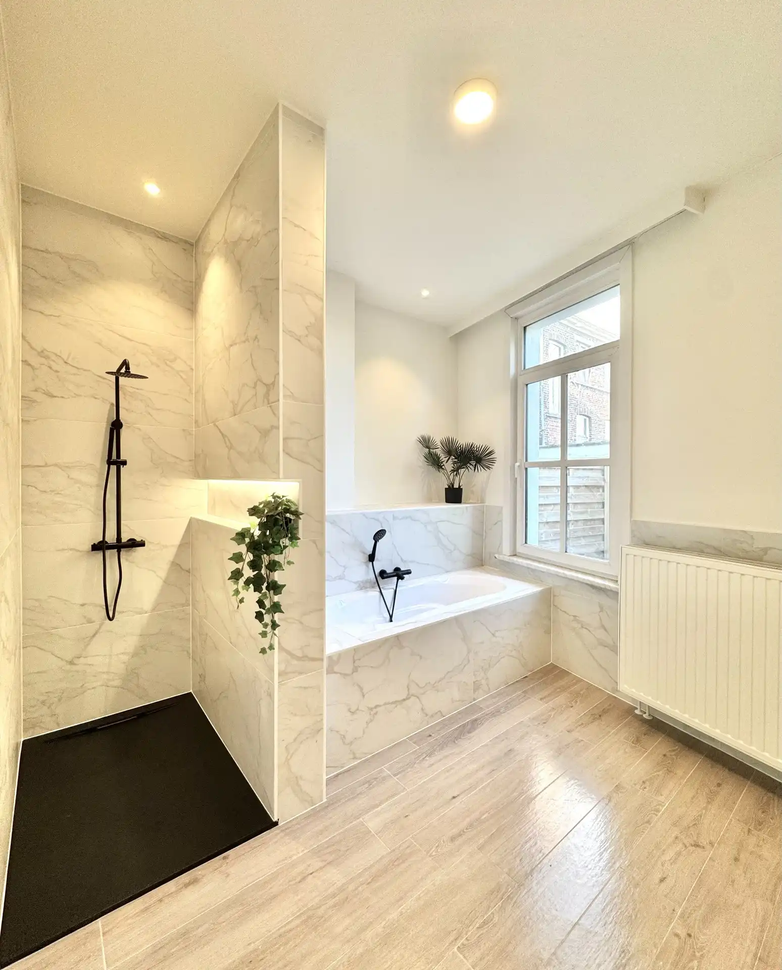 VOLLEDIG GERONOVEERDE WONING | 3 KAMERS | EPC B foto 20