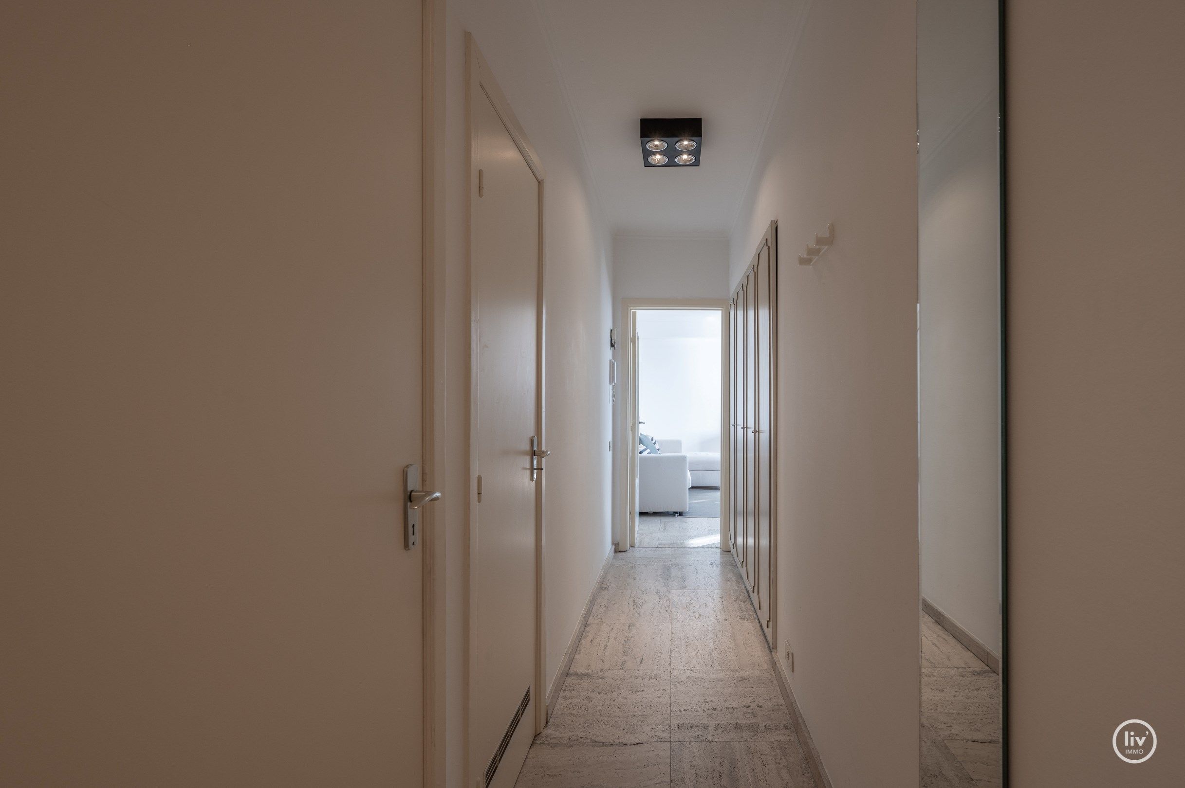 Aangenaam appartement met mooie gevelbreedte en open zicht over de villas in Knokke.  foto 18