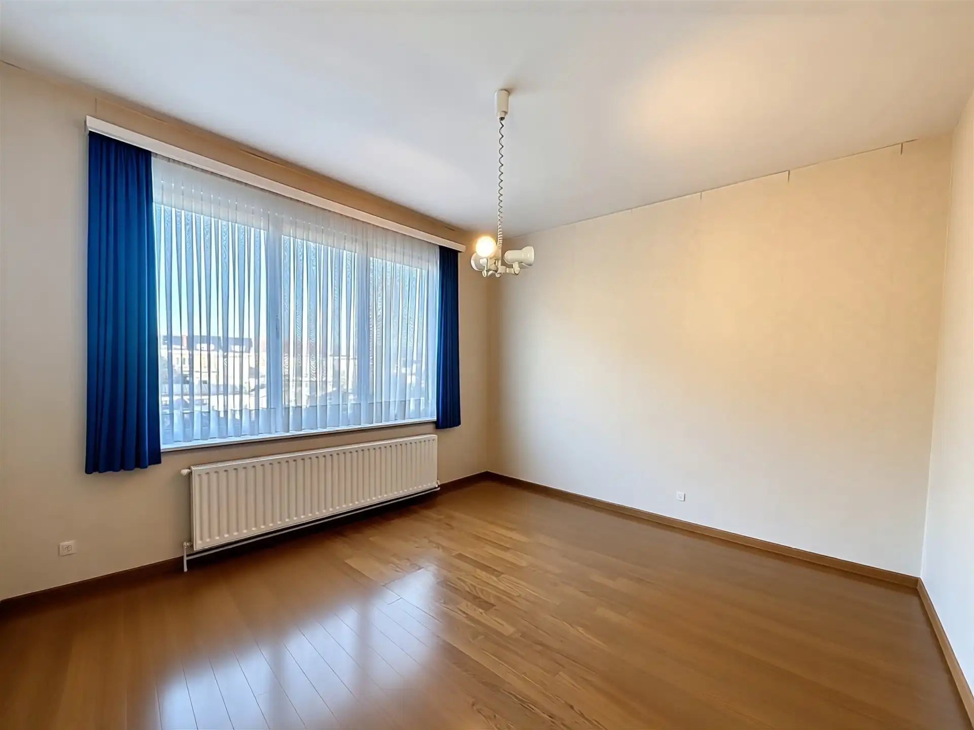 Half open bebouwing met 5 slaapkamers en garage foto 18