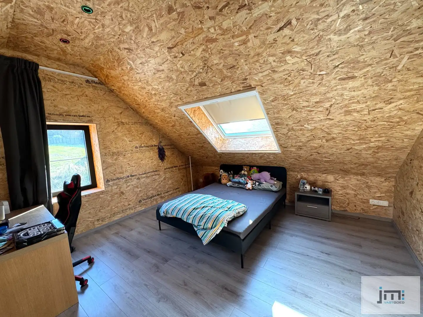Ruime gezinswoning met tal van mogelijkheden op een perceel van 2.140 m² in het landelijke Horpmaal foto 14