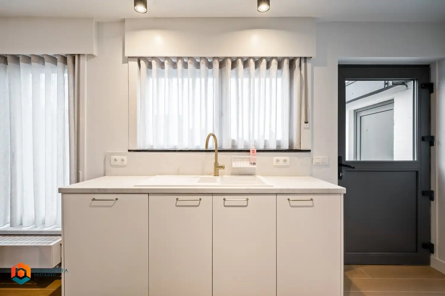 Gerenoveerde woning met 3 slpkrs te Itegem foto 9