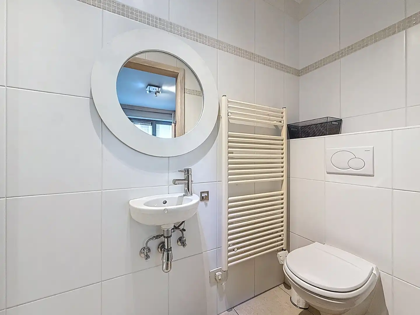 Ruim drieslaapkamer appartement  met zuidgericht terras met centrale ligging te Nieuwpoort-Bad foto 8