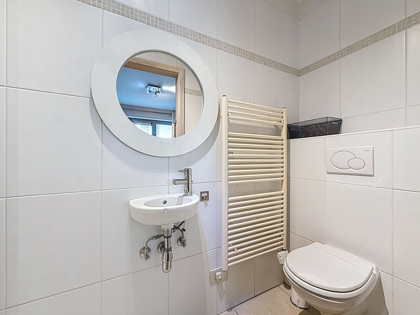 Ruim drieslaapkamer appartement  met zuidgericht terras met centrale ligging te Nieuwpoort-Bad foto 8