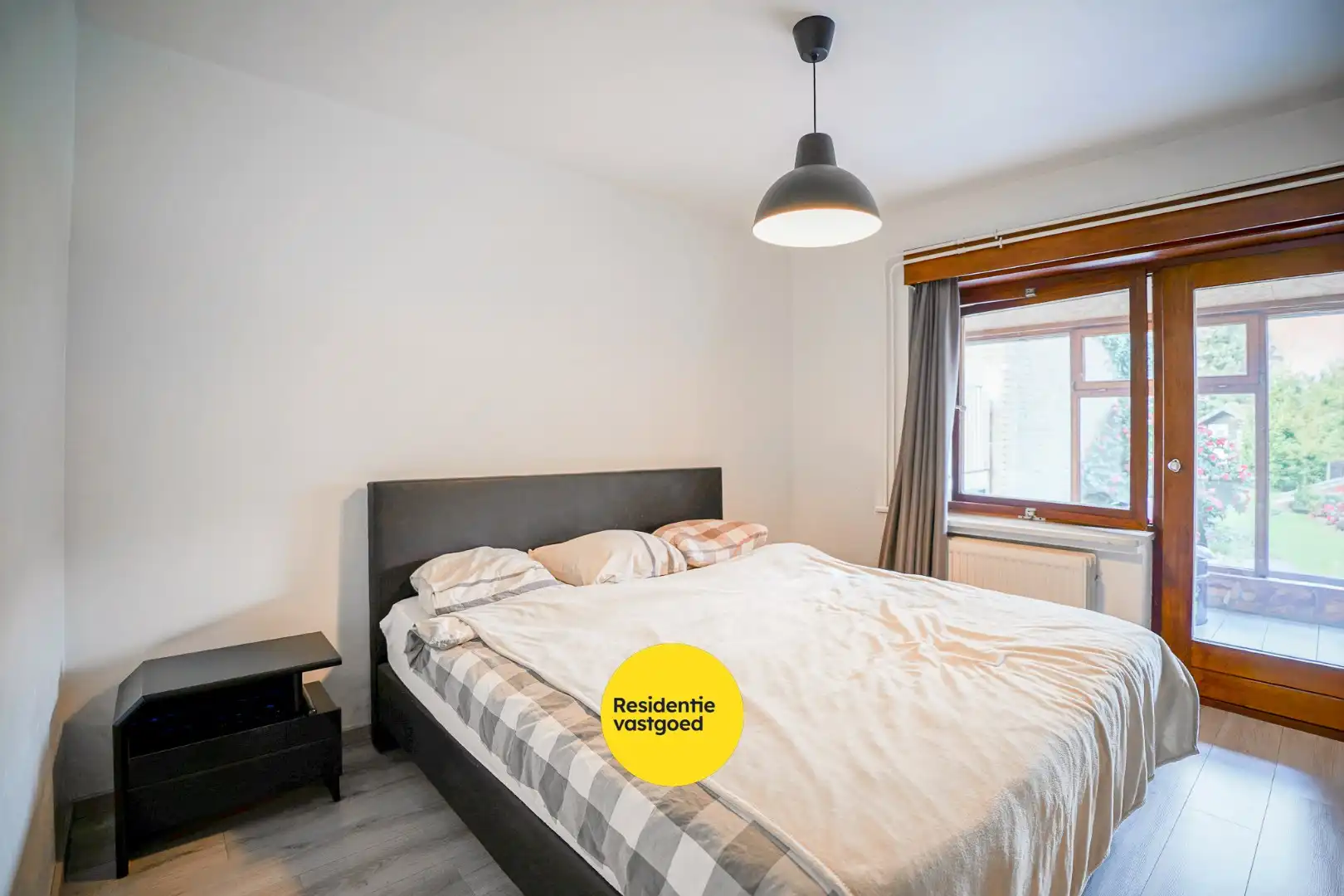 Gelijkvloers appartement met grote tuin (573 m²) in Sint-Andries foto 9