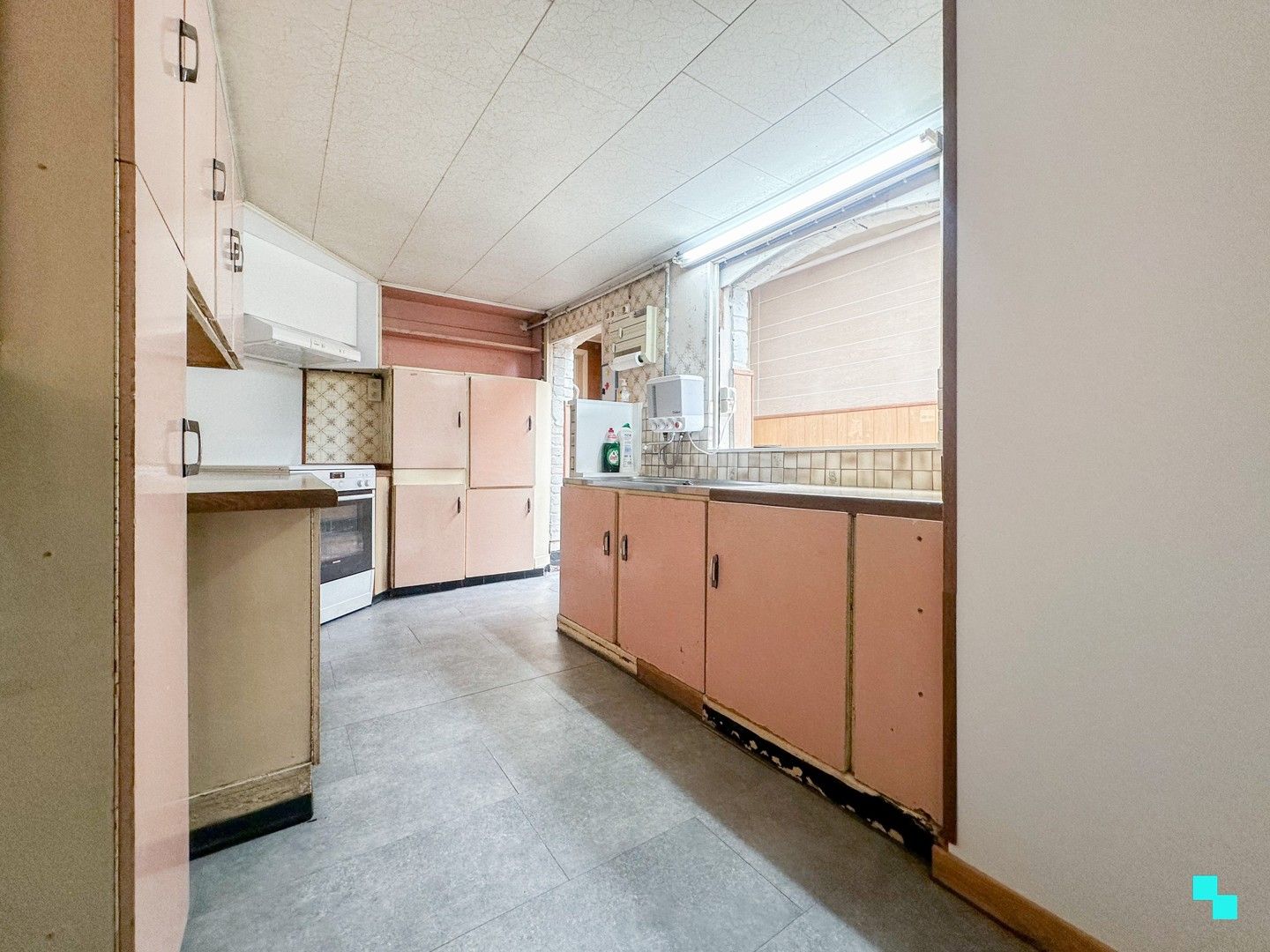 Te renoveren woning te Emelgem foto 12