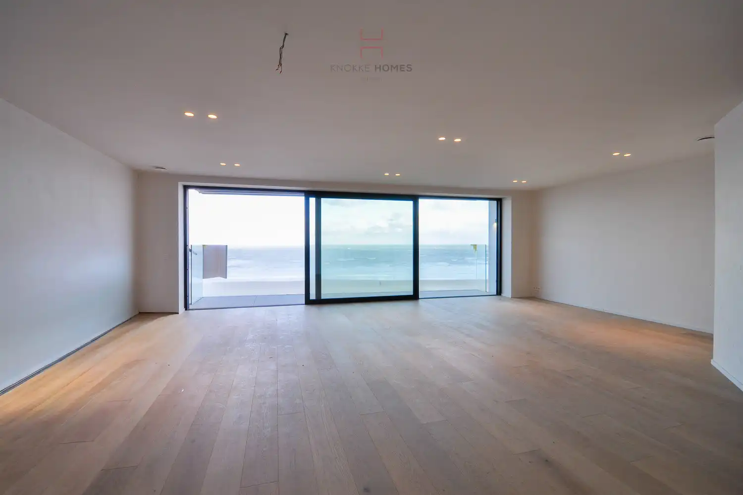 Uitzonderlijk nieuwbouw appartement bij de zeilclub RBSC in Duinbergen foto 5