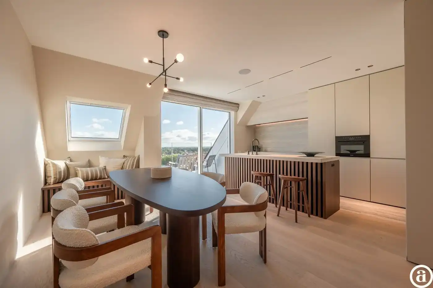 Prachtig nieuwbouw duplex-appartement op Zeedijk te Zoute. foto 11