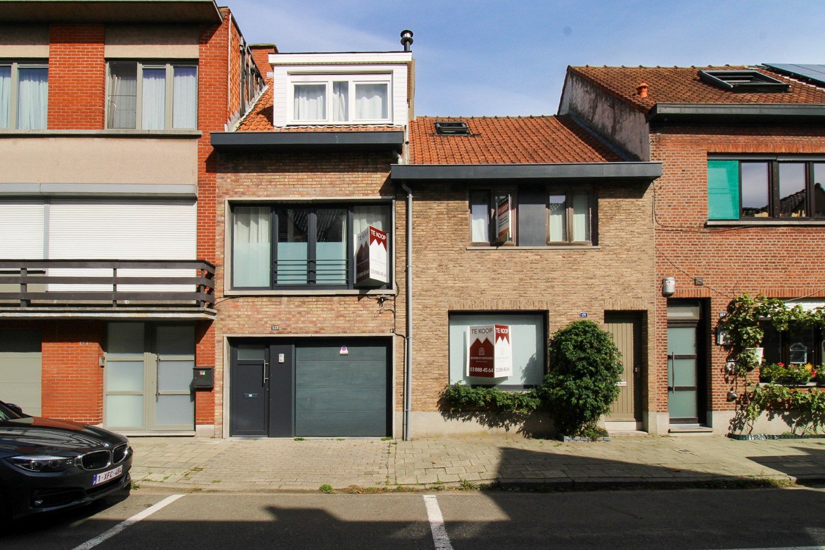 Unieke eigendom met woning, duplexappartement, magazijn en tuin op 508 m² gelegen te Burcht (Zwijndrecht)! foto {{pictureIndex}}