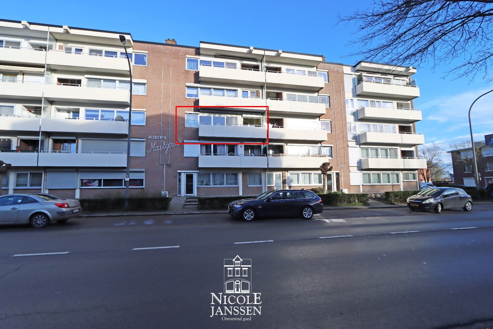 Appartement met 3 slaapkamers, garage en kelderberging  foto {{pictureIndex}}