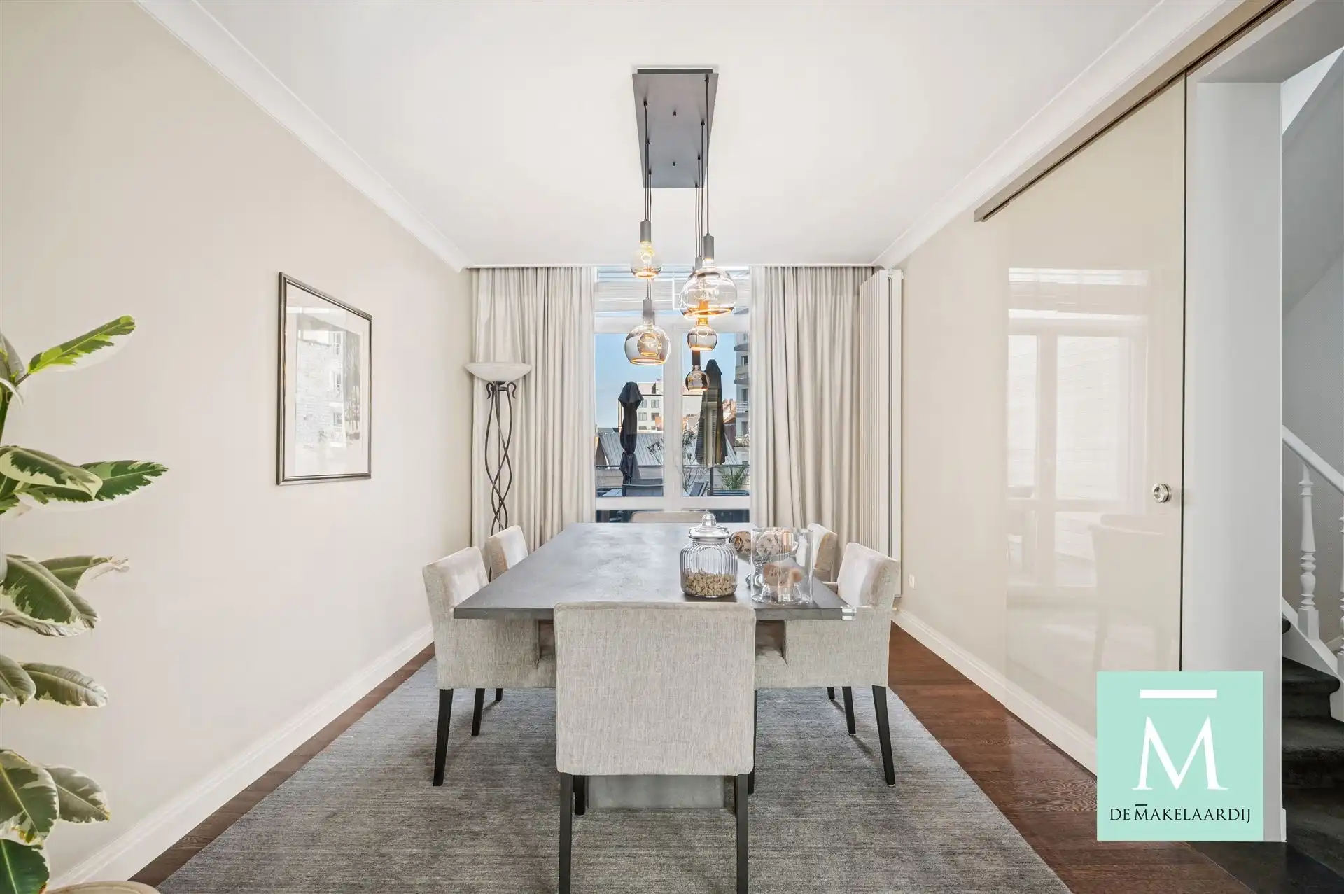 Prachtige handelswoning met overdekte garage nabij de vaart te Mechelen foto 8