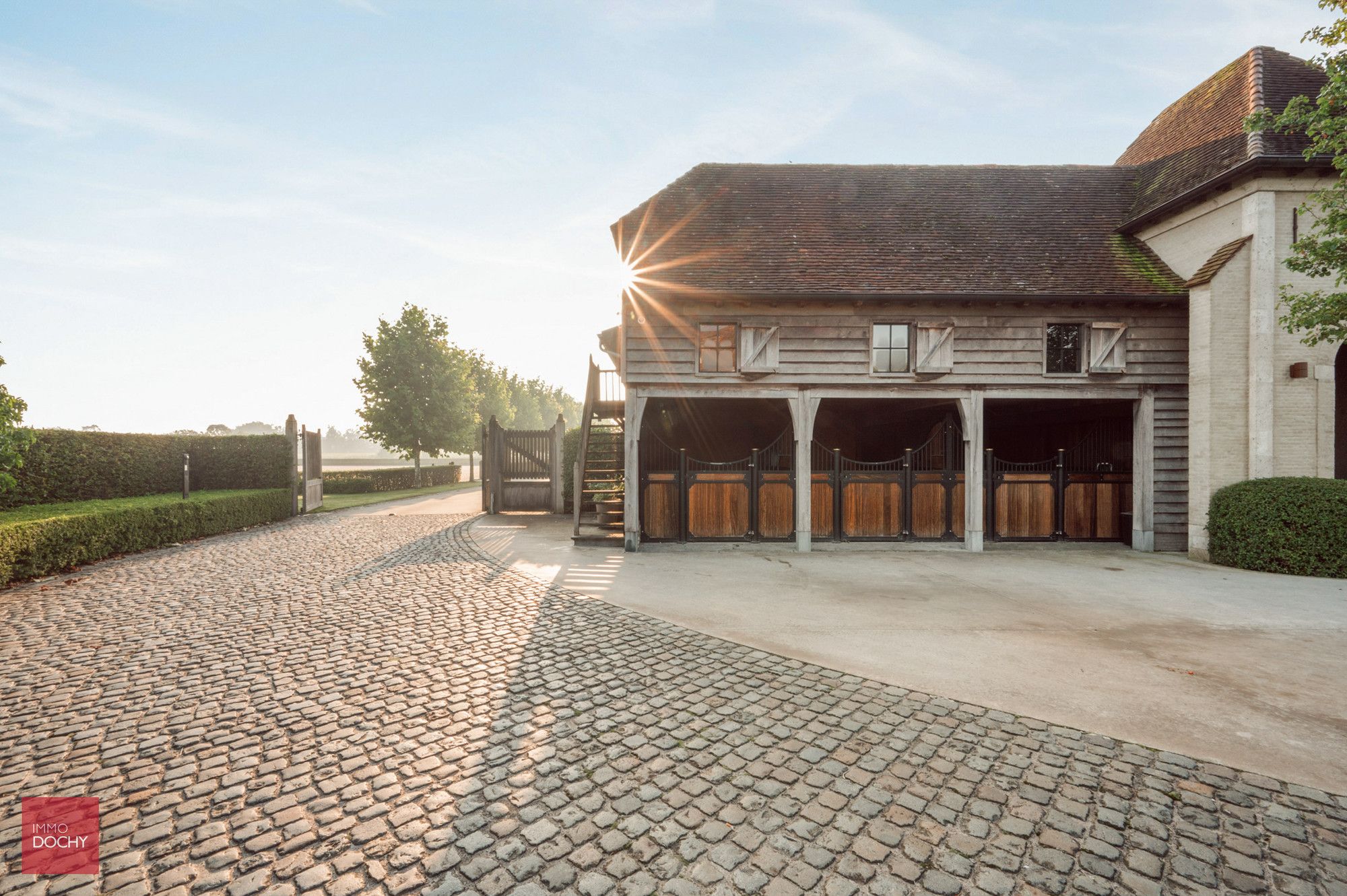 Unieke eigendom op ca. 6ha met paardenaccommodatie foto 5