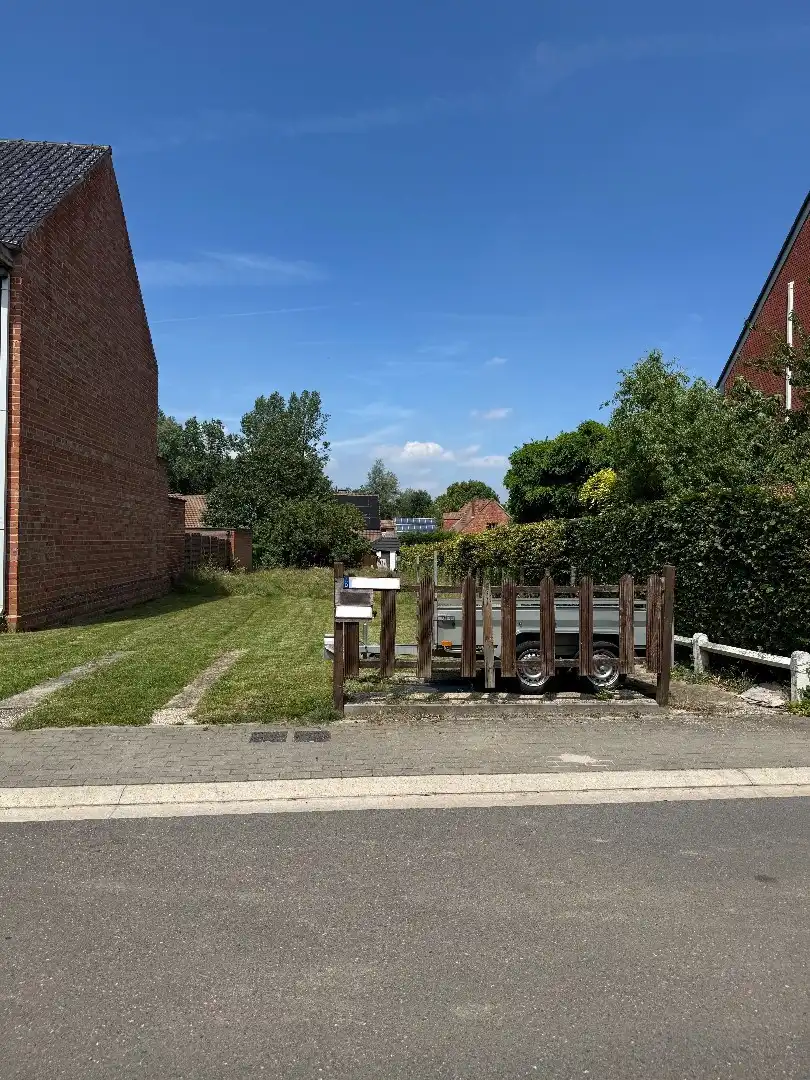 een perceel grond foto 2