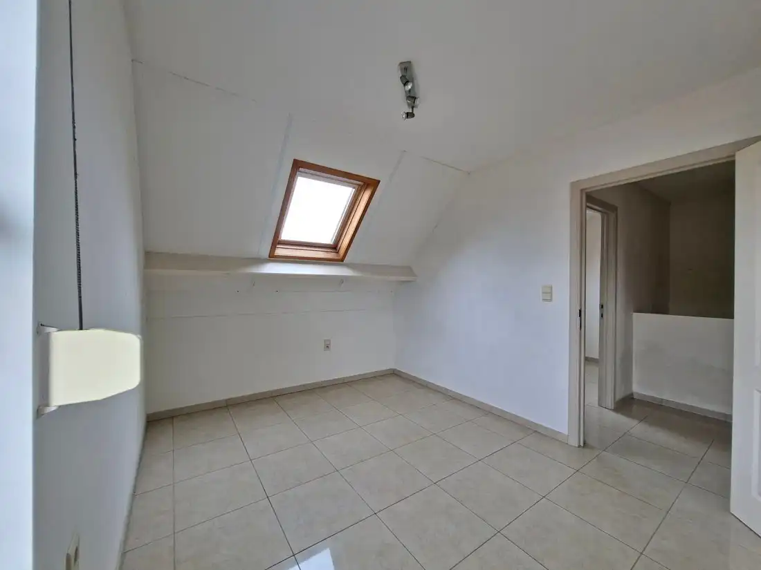 Goed gelegen duplex appartement te Lommel foto 9