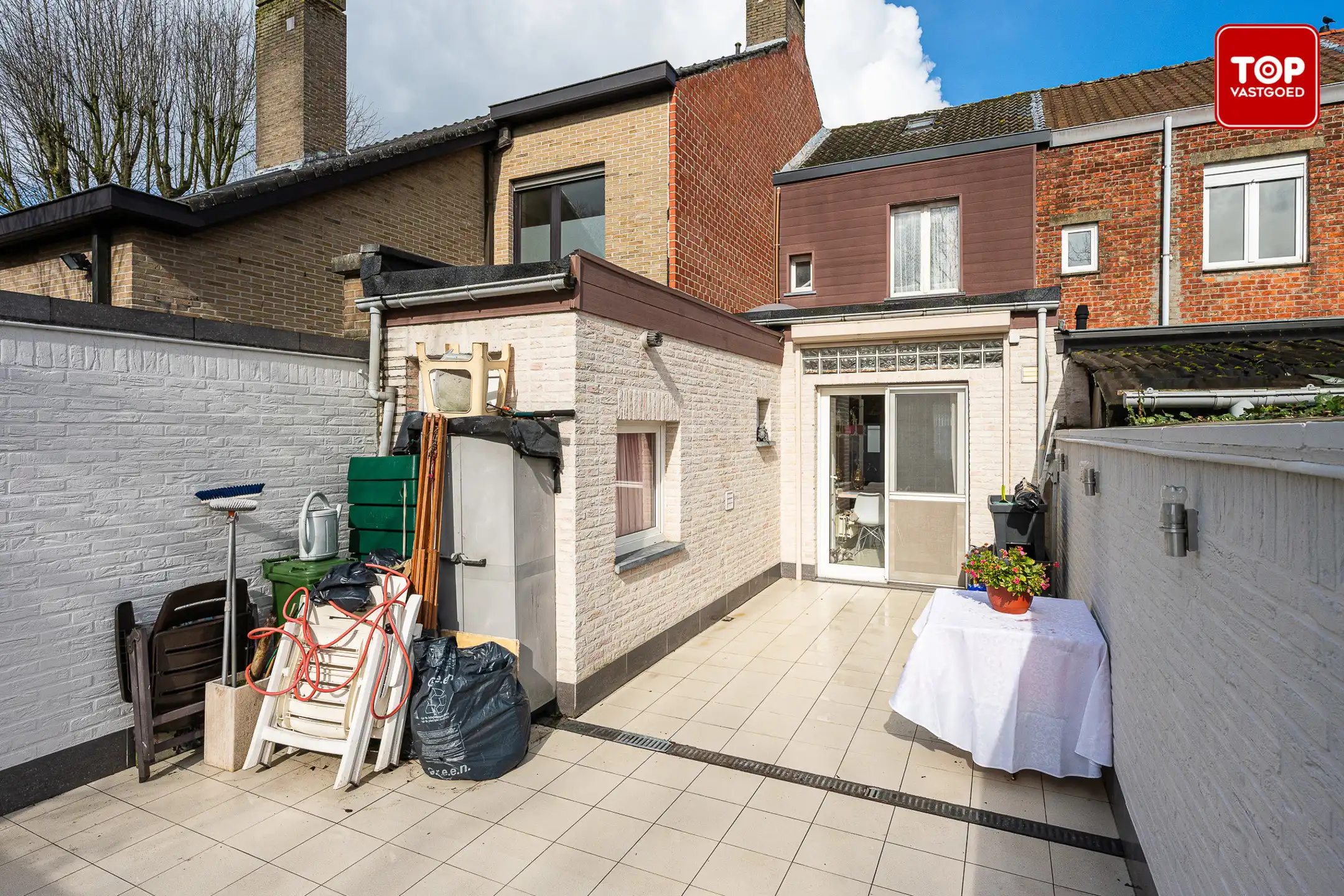 Instapklare woning met 3 slaapkamers en leuke buitenruimte.  foto 12