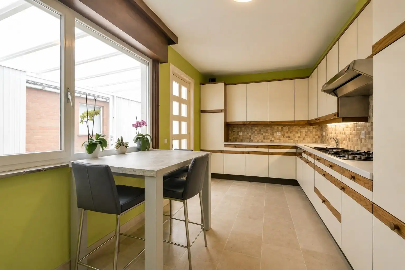 Gezellige woning nabij het centrum van Staden! foto 5