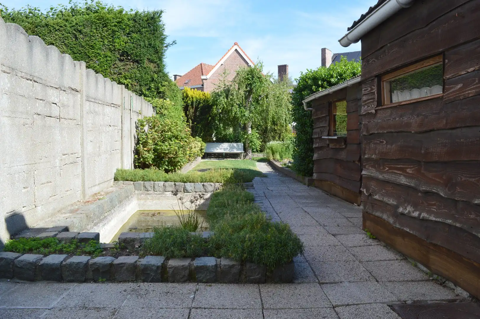 Gezellige woning met 2 slaapkamers en mooi stukje tuin te koop te Heule foto 11