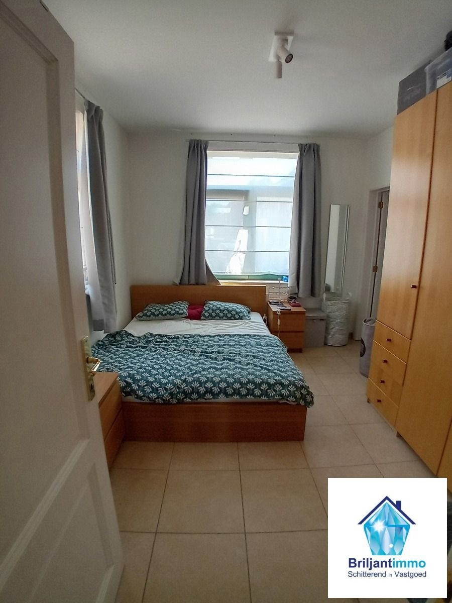 Lichtrijk appartement met 1 slp, knus terras en parking foto 8