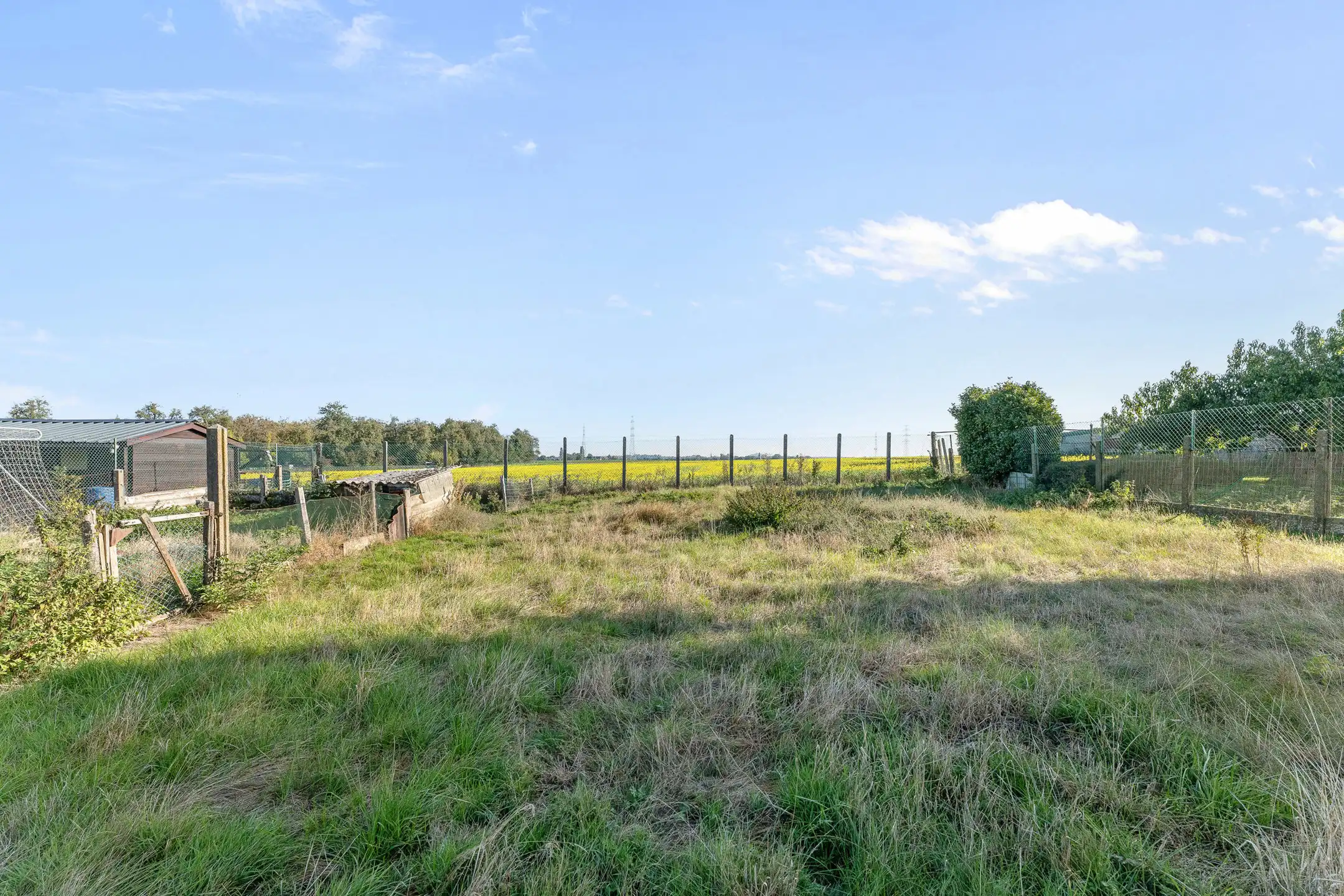 Te renoveren bungalow op 17a61 in Valmeer foto 3