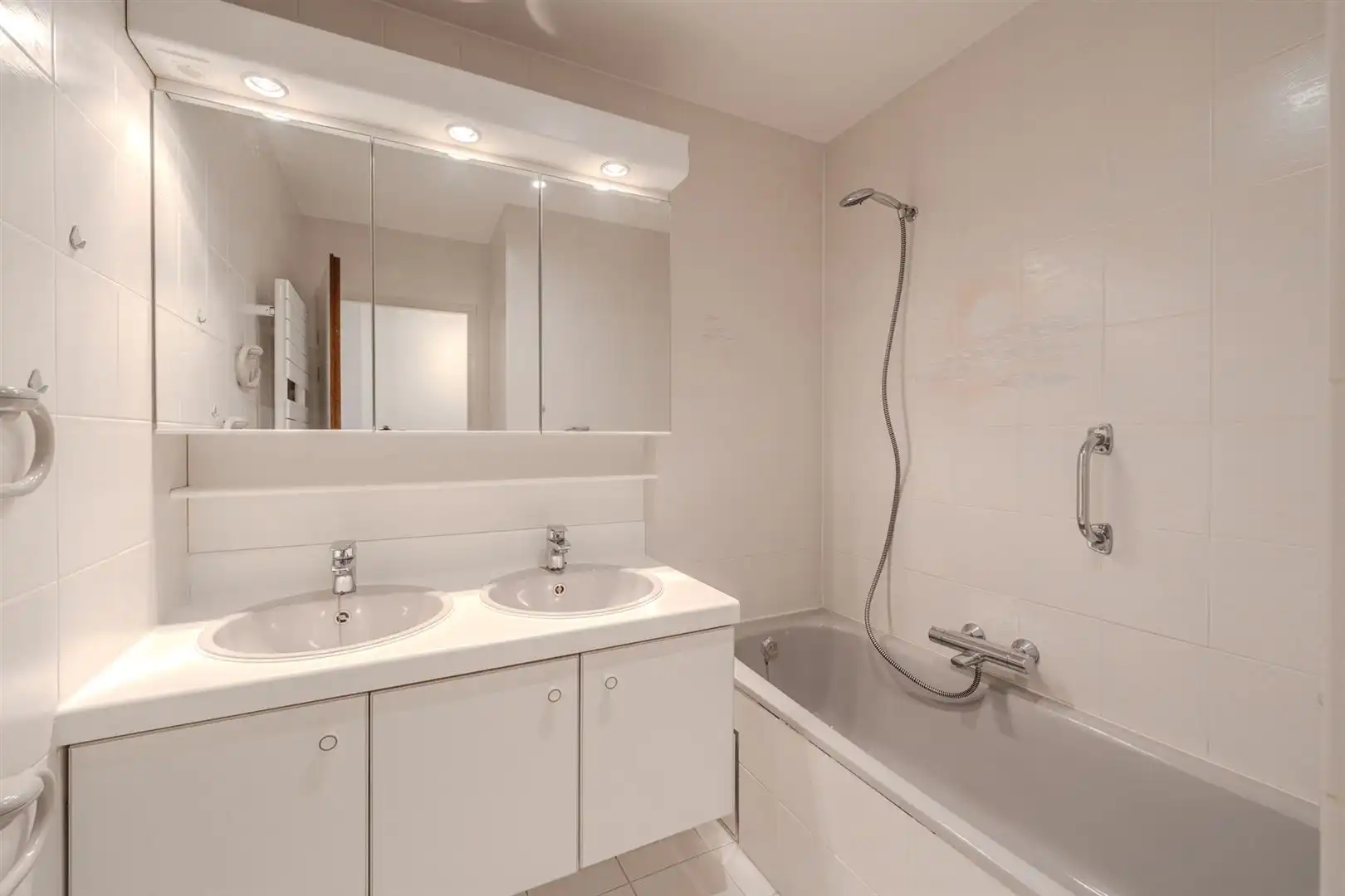 uitzonderlijk doorloop appartement met zee- en duinzicht foto 12