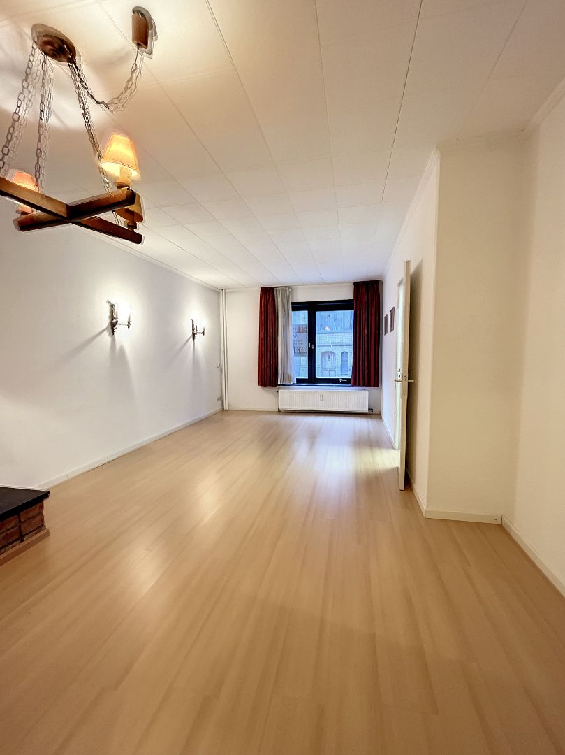 2-slpk appartement nabij zeedijk te Mariakerke. foto 3