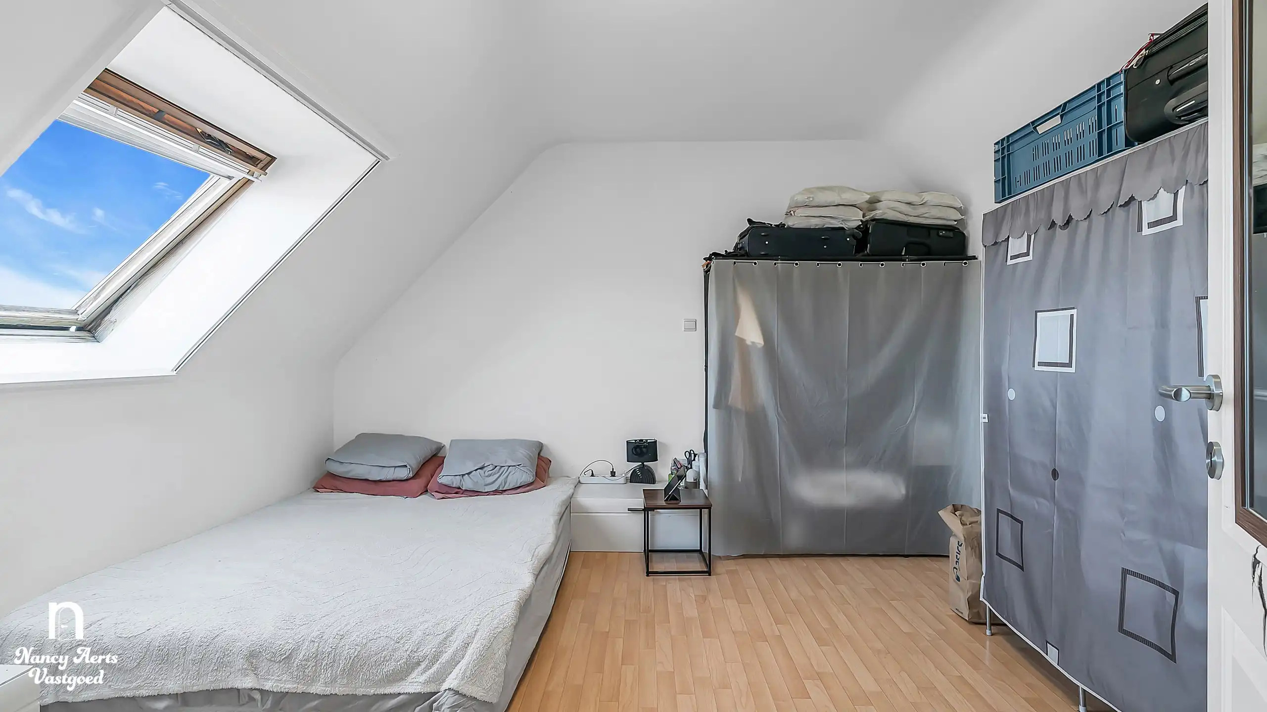 Ruim duplexappartement met terras, garage en topligging foto 26