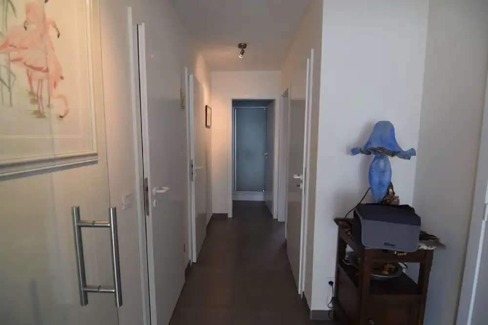 Zonnig appartement met 2 slaapkamers en volledig ingericht in het hart van Blankenberge - Perfect voor een comfortabel verblijf! foto 9