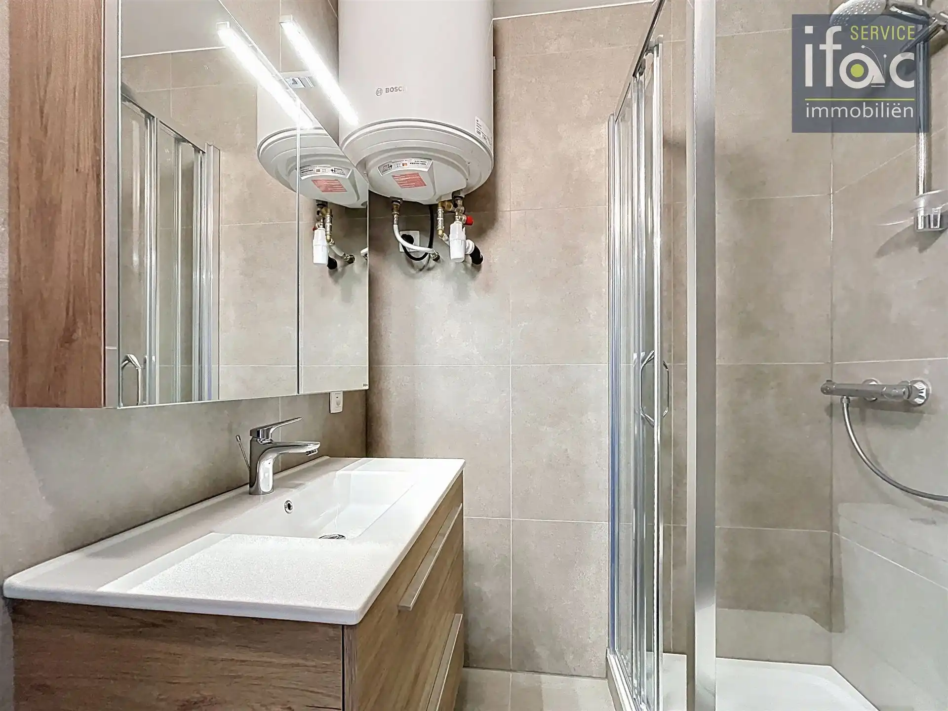 Leuk gerenoveerde studio te centrum Leuven foto 8