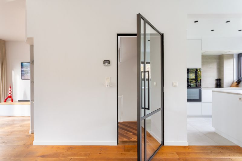 Luxueuze, ruime en lumineuze eigendom op toplocatie!! foto 8