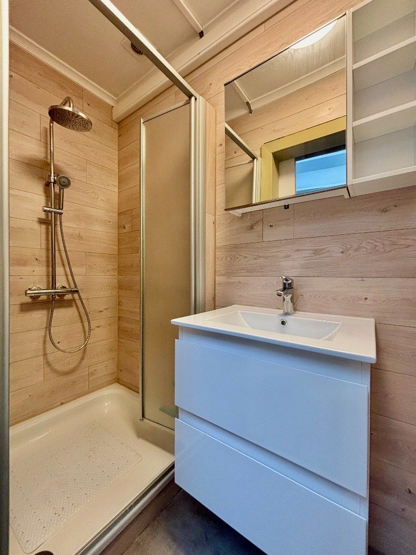 VOLLEDIG GERENOVEERDE EN ENERGIEZUINIGE WONING (EPC B) MET 3 SLPKS (4 MOGELIJK) foto 8