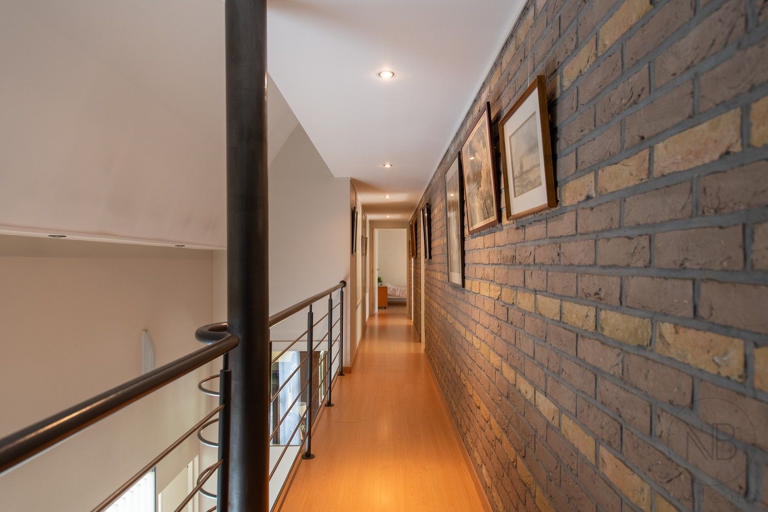 Moderne villa  met zwembad op toplocatie in Genk - instapklaar en future-proof foto 17