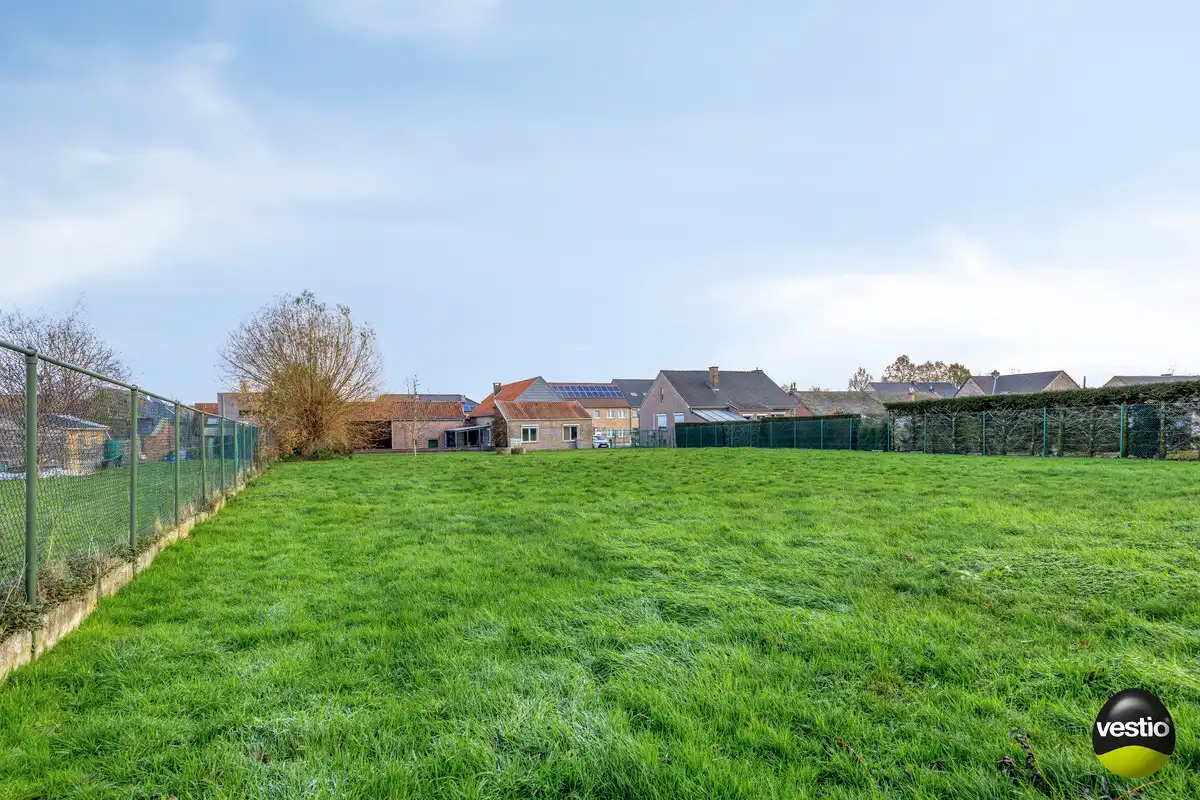 HOEVEWONING OP 26A85CA IN STADSRAND BILZEN. foto 3