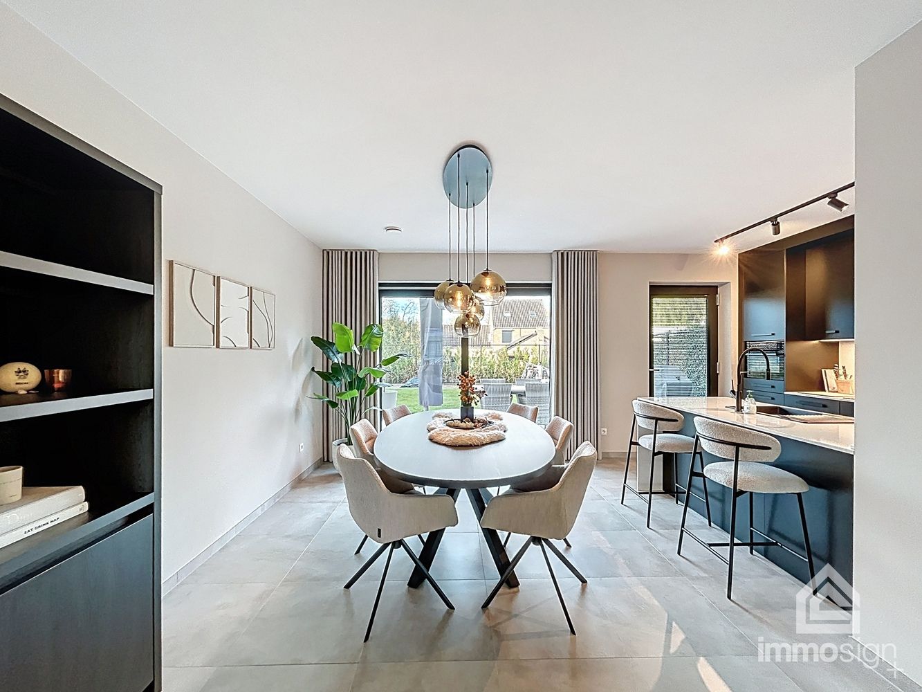 Instapklare, moderne gezinswoning in jonge, rustige buurt te Peer voorzien van tal van troeven foto 7