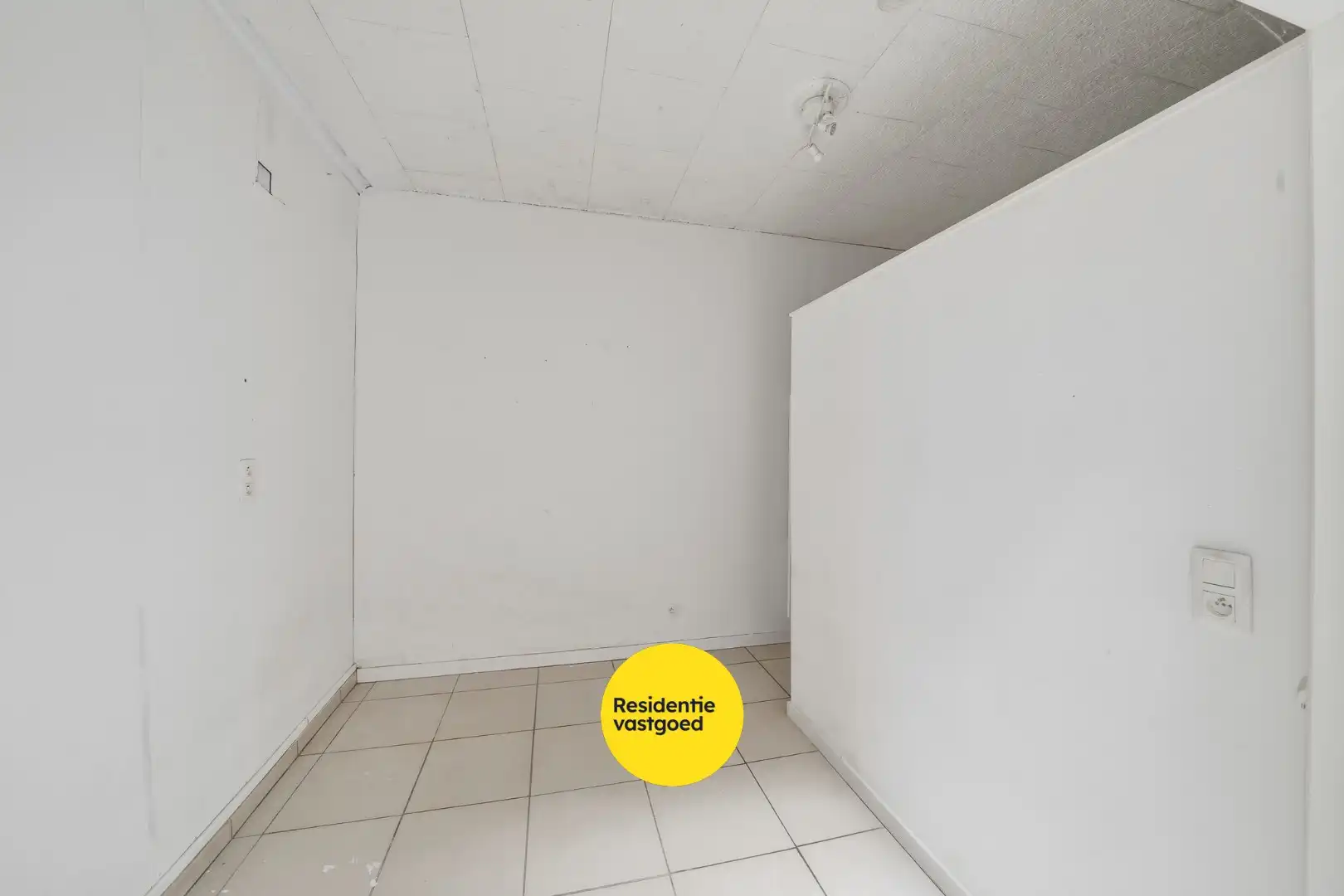 Op te frissen appartement in centrum Oostende foto 12