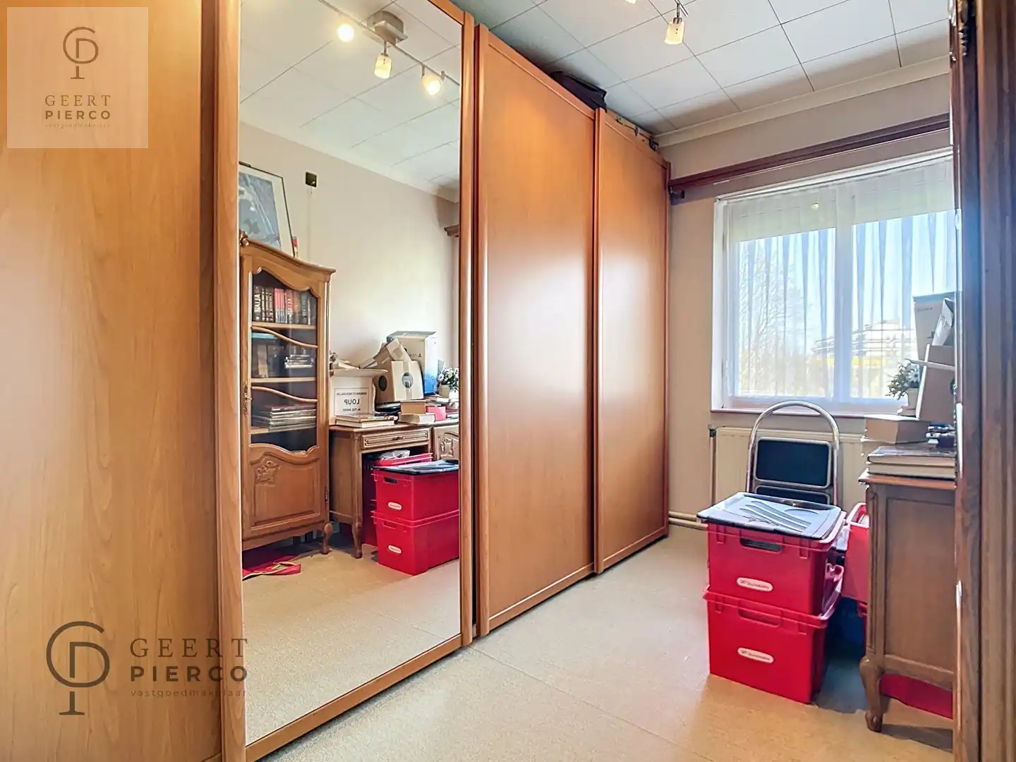 Leuke halfopen woonst op een topligging in Landen foto 20