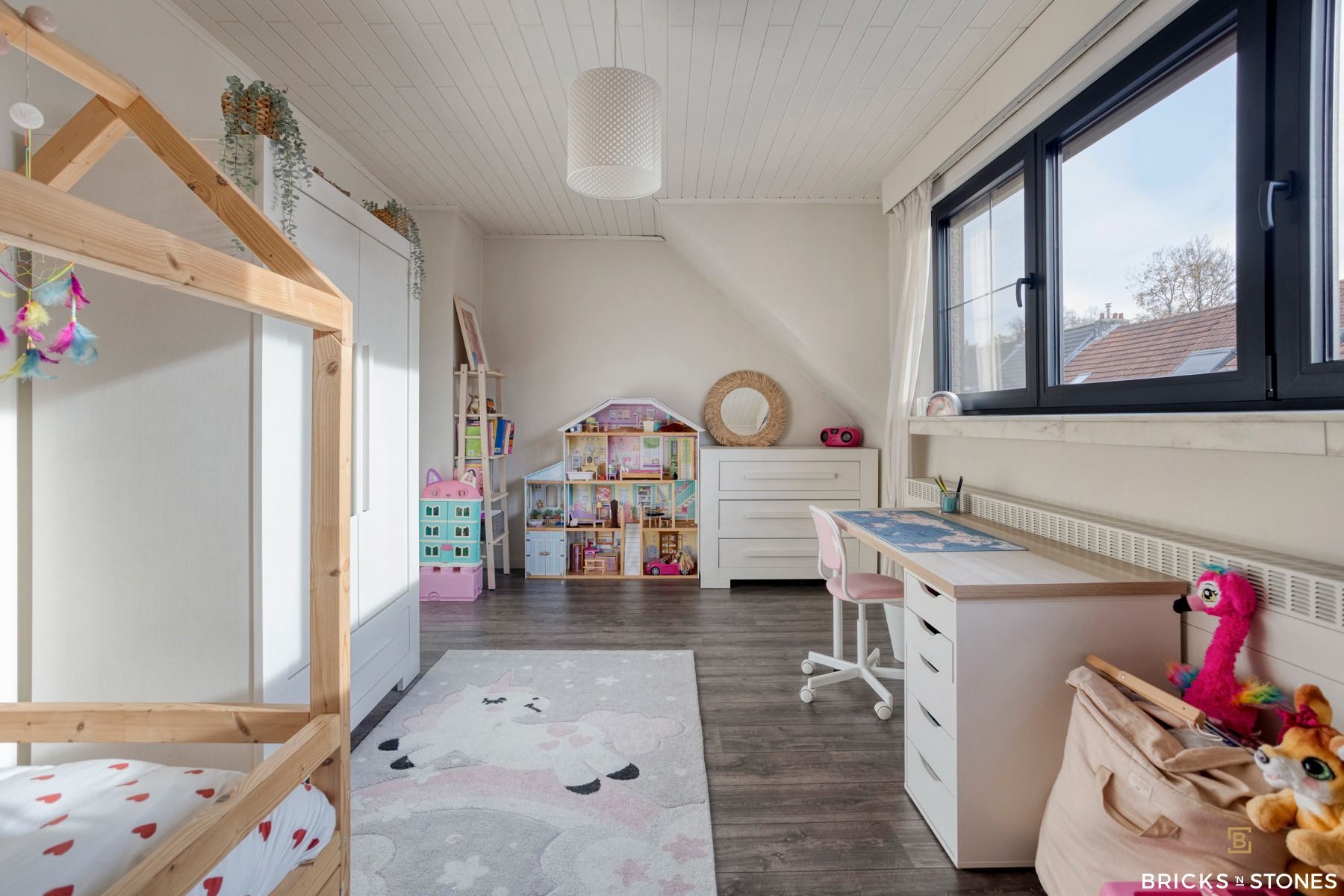 Knappe bel-etage woning met tuin foto 20