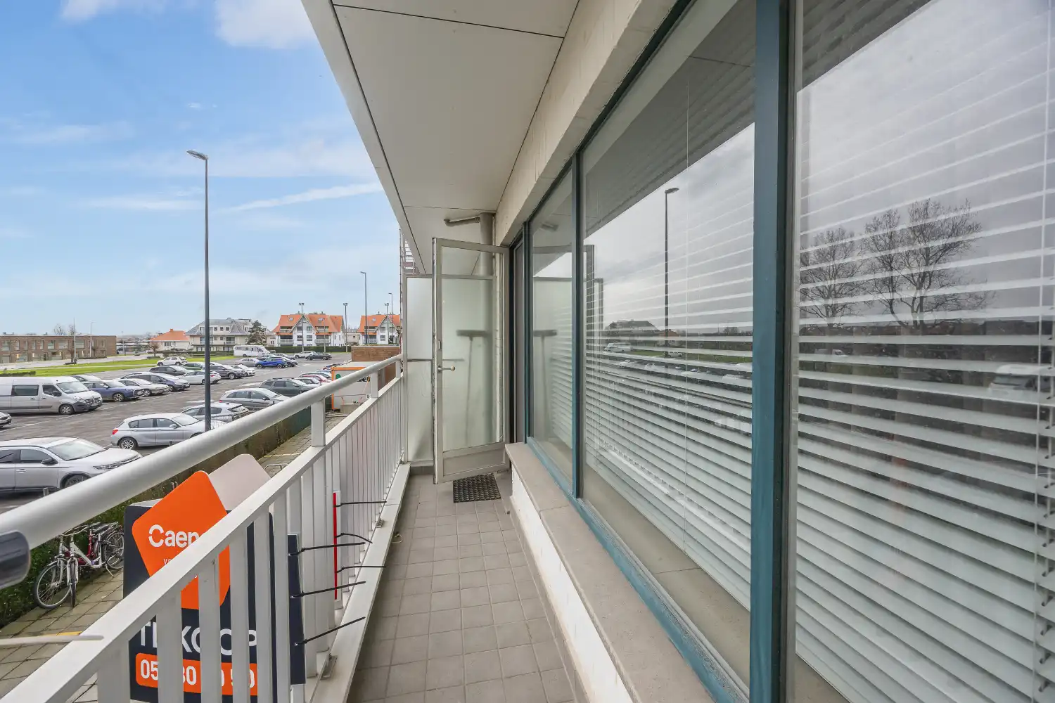 Instapklare studio met zuidgericht terras op topligging vlakbij de Zeedijk! foto 8