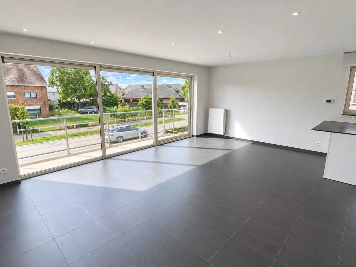 Energiezuinig appartement met twee slaapkamers te huur in Evergem foto 2