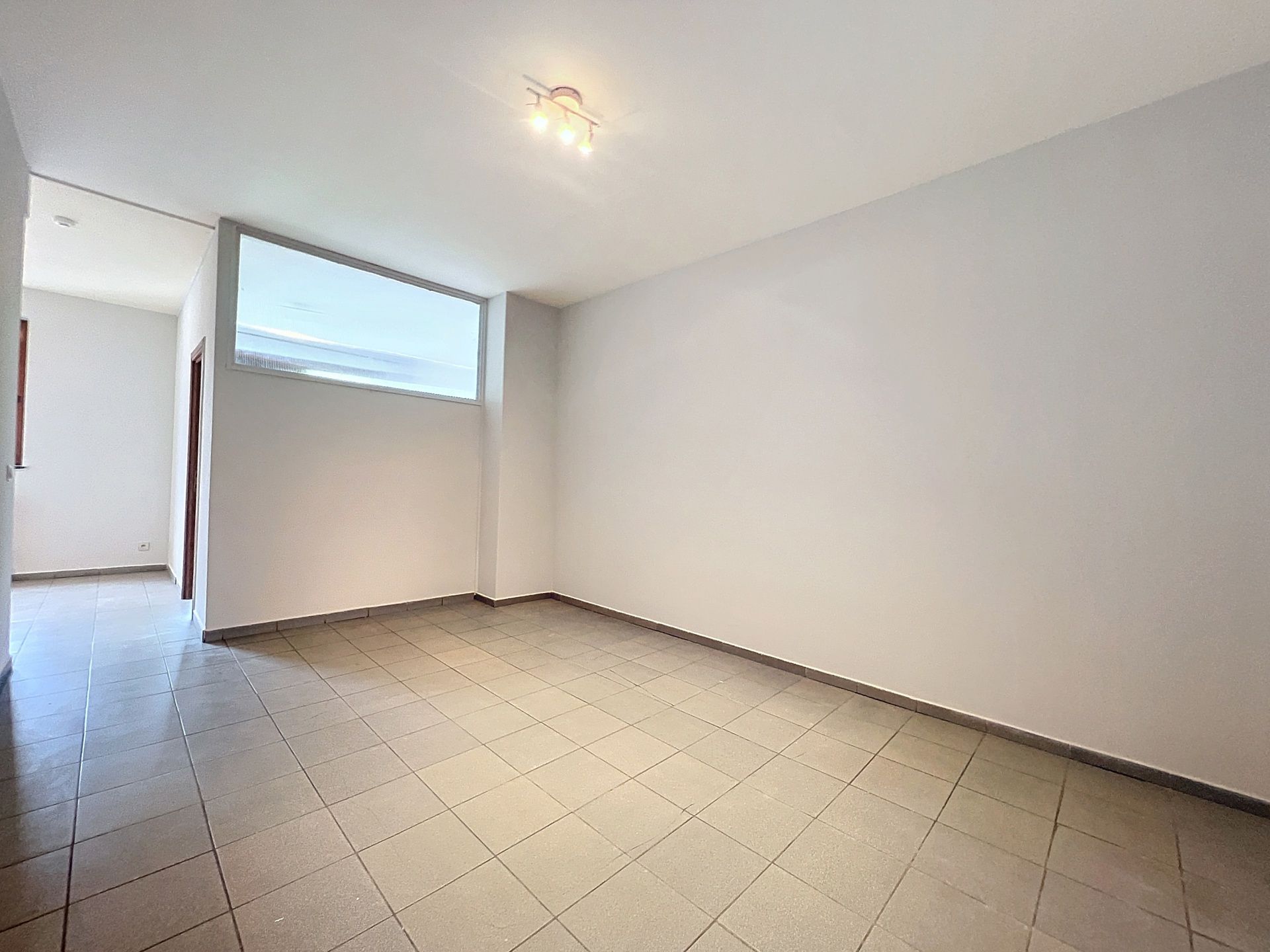 Mooi appartement met 1 slaapkamer + bureau foto 3