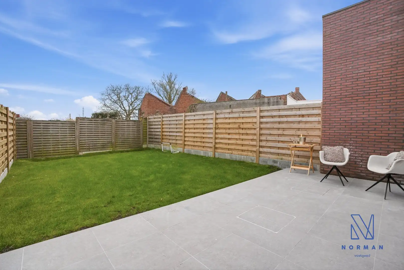 Instapklare, volledig gerenoveerde woning te koop met EPC A, uitgerust met zonnepanelen, drie slaapkamers en een aangelegde tuin. foto 30