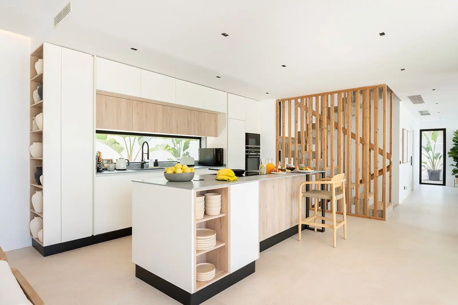 Gloednieuwe luxe villa met infinity pool en zeezicht in El Sauzal, Noord-Tenerife foto 19