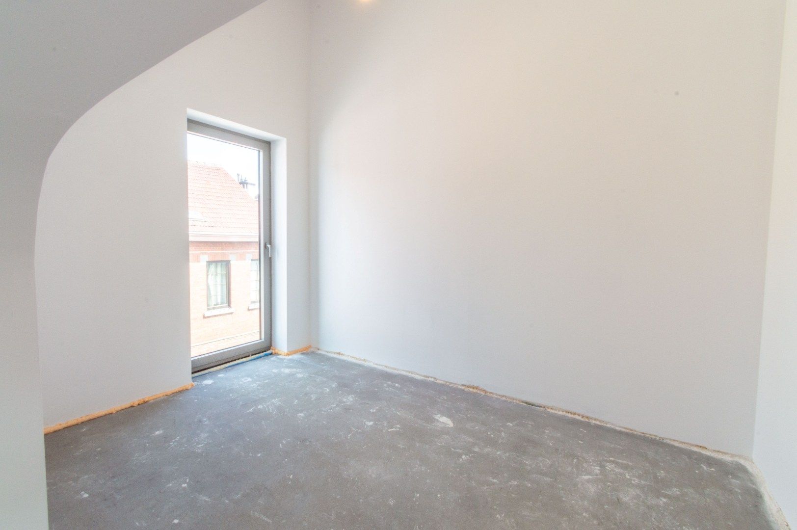 Nieuwbouwwoning met 3 slaapkamers, garage en tuin  foto 15