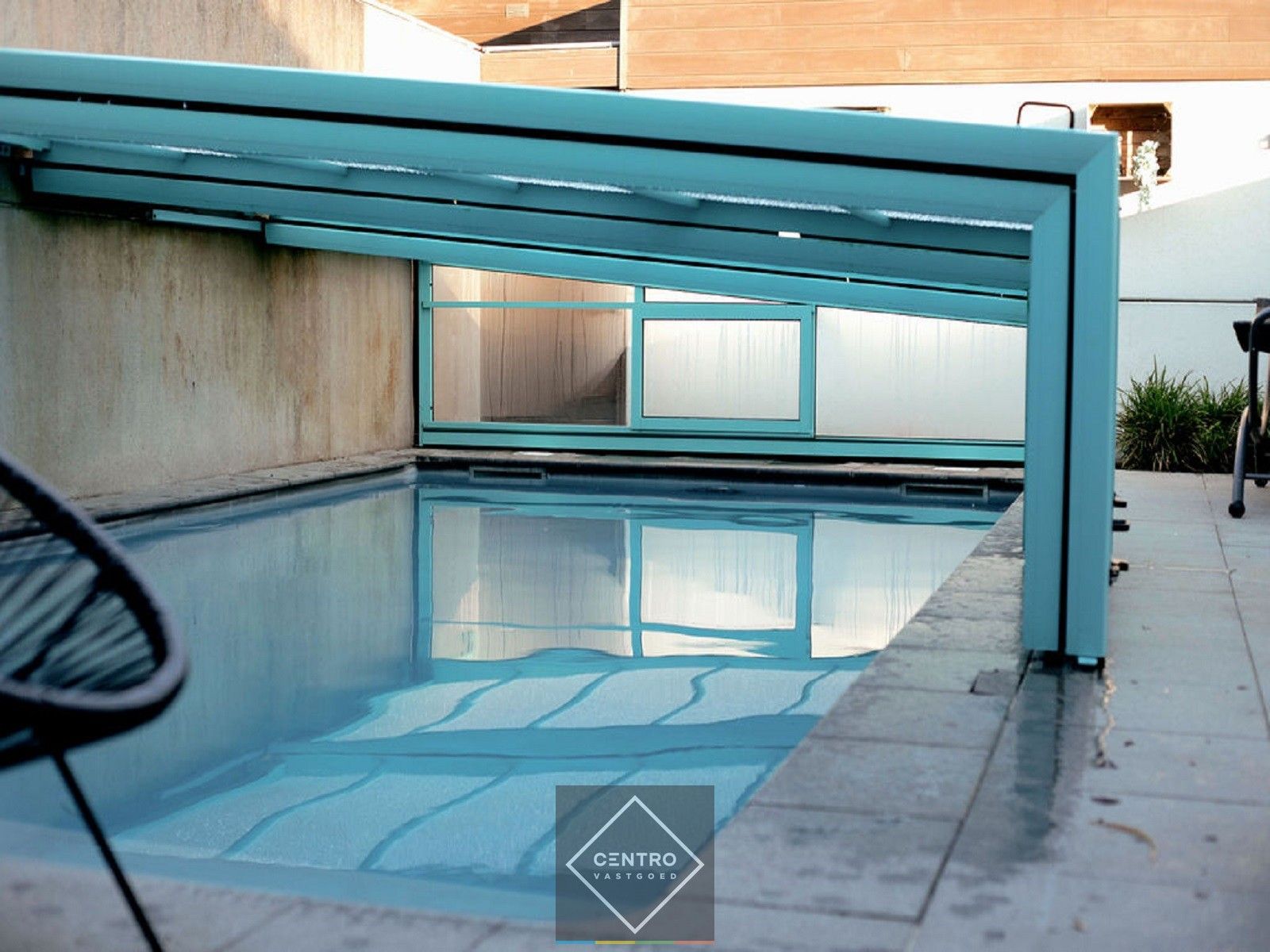 Instapklaar handelspand met wellness, appartement én verhuurde broodjeszaak – toplocatie in Sint-Eloois-Winkel (Ledegem). foto 7