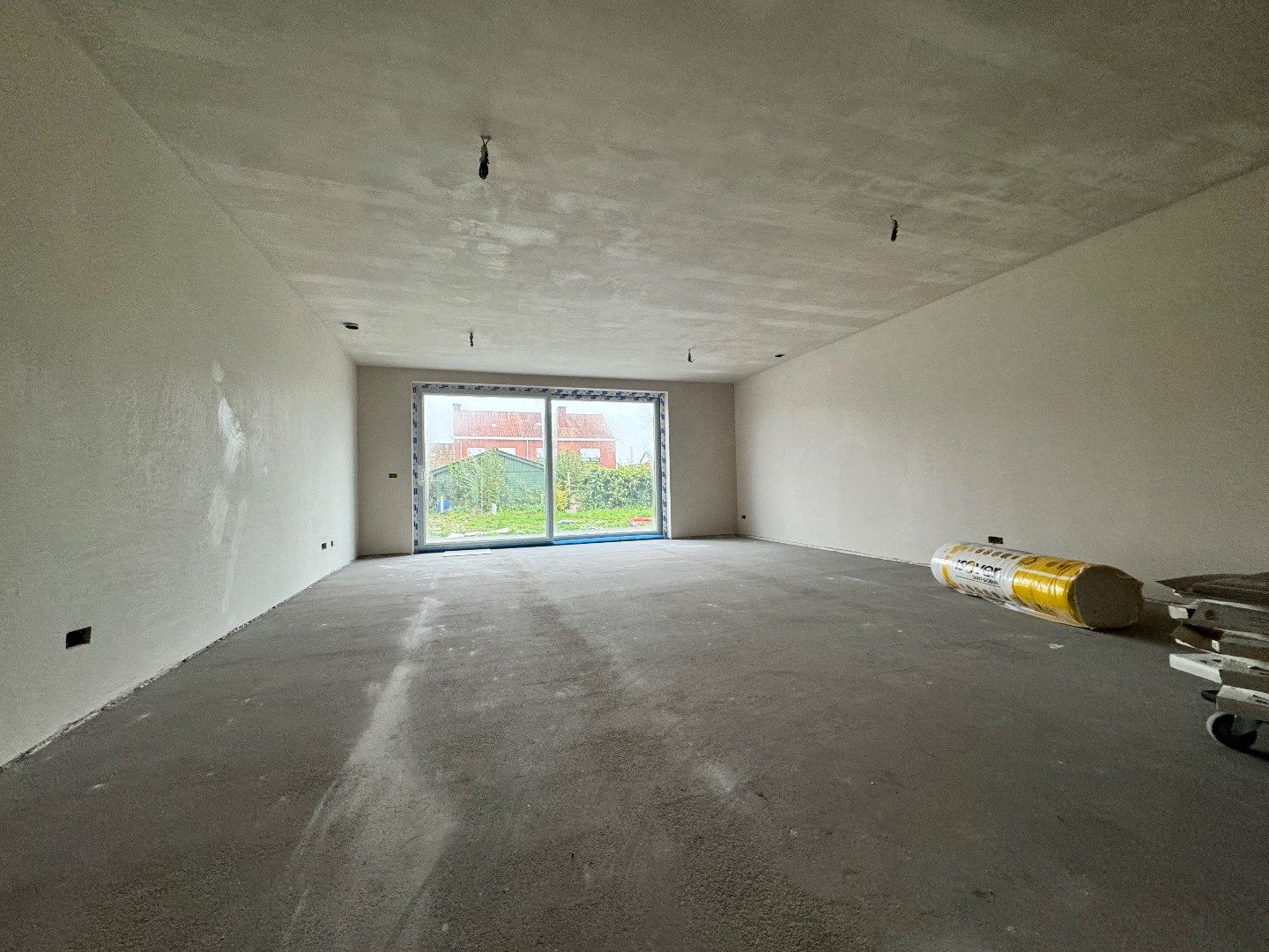 Nieuwbouwwoning met 3 slaapkamers te Sint-Eloois-Winkel foto 2