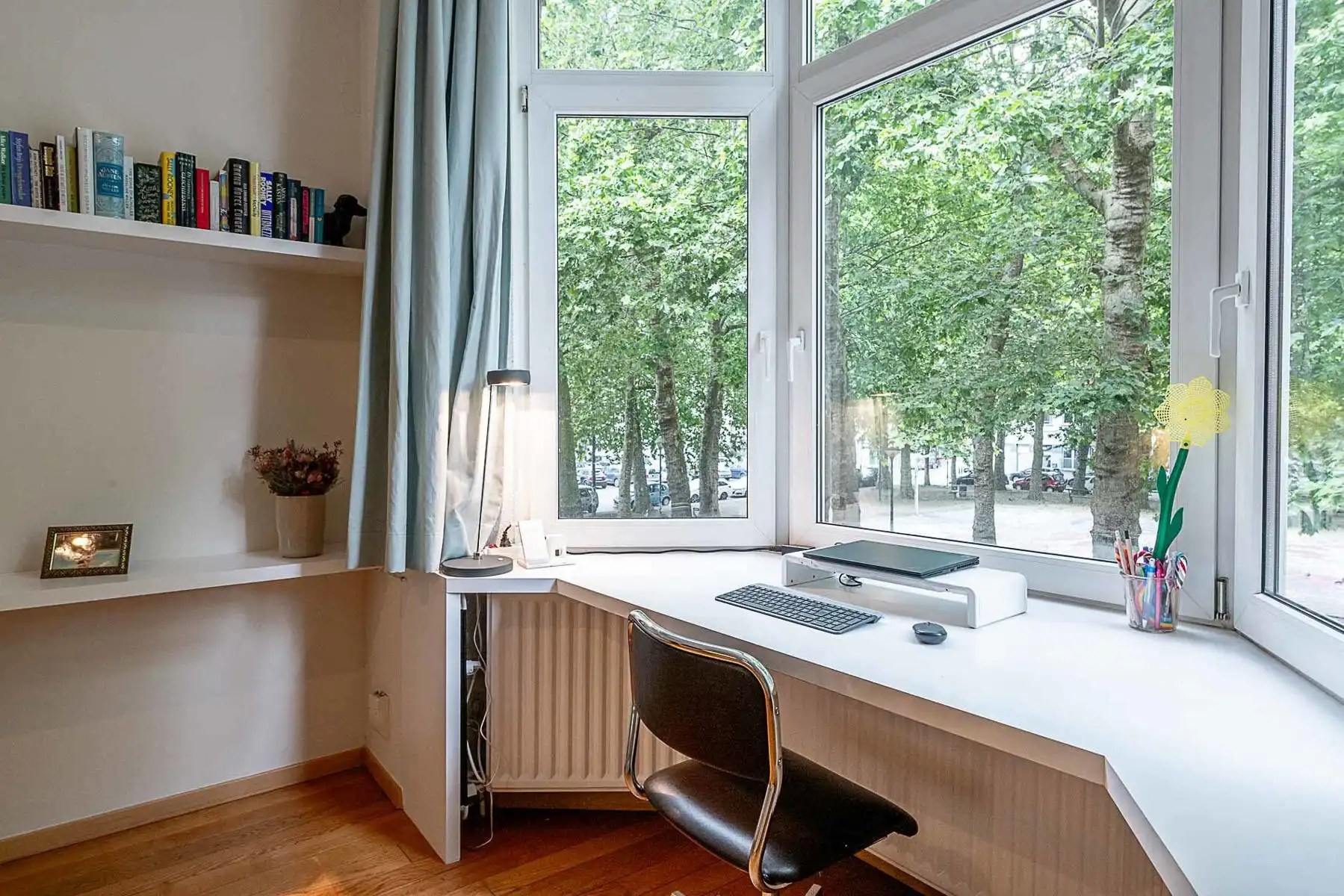 Charmant gerenoveerd appartement in hart van de Dansaertwijk foto 7