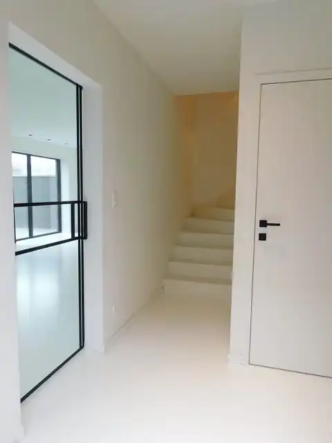 Rustig gelegen en ruime BEN-woning foto 2