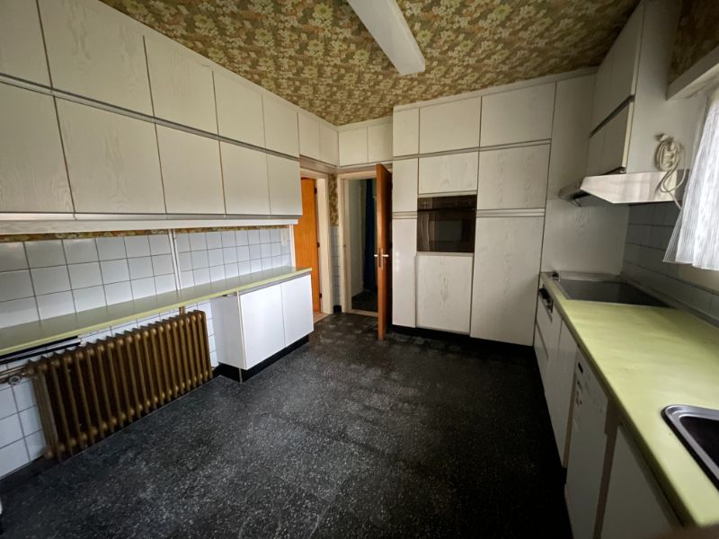 Te renoveren of af te breken woning foto 18