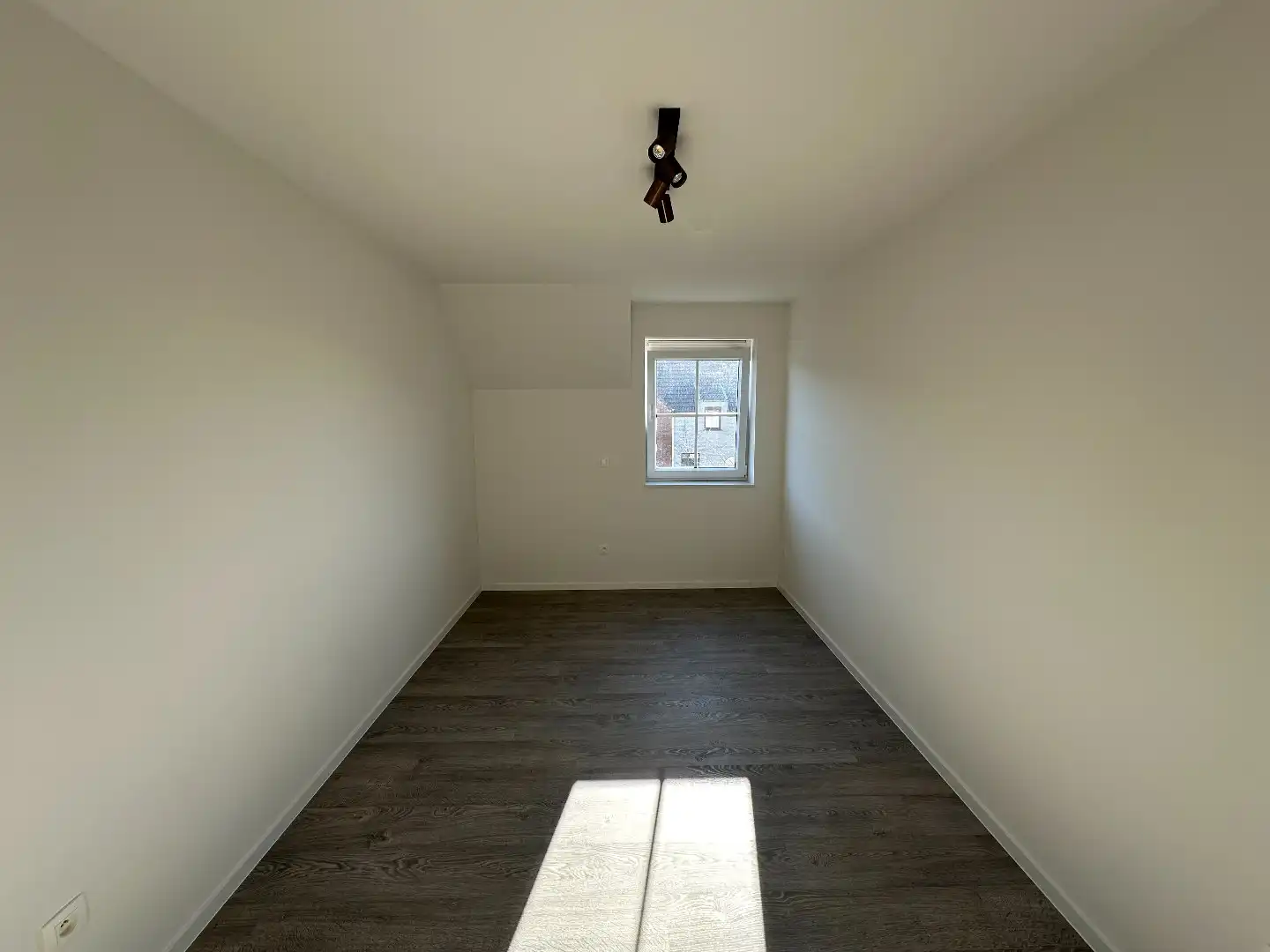 Prachtige instapklare nieuwbouwwoning, energiezuinig, Torhout. foto 13