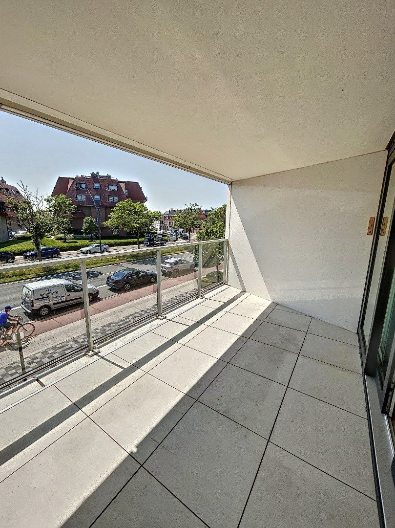 Nieuwbouw 3 SLPK appartement met zonnig terras foto 18