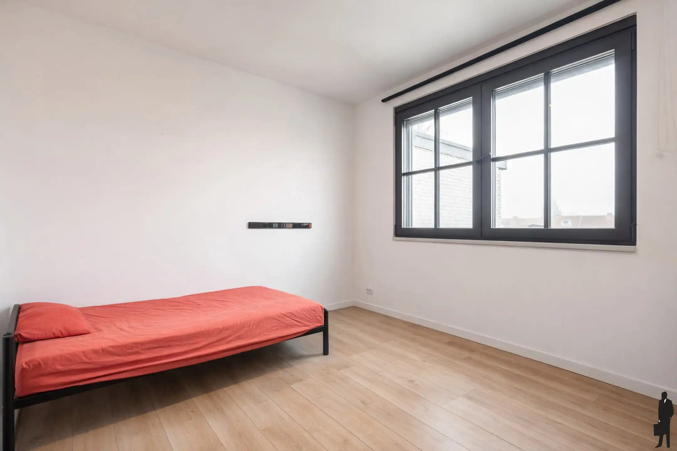 Energiezuinige stadswoning met 4-5 slpks & ZW-tuin foto 10