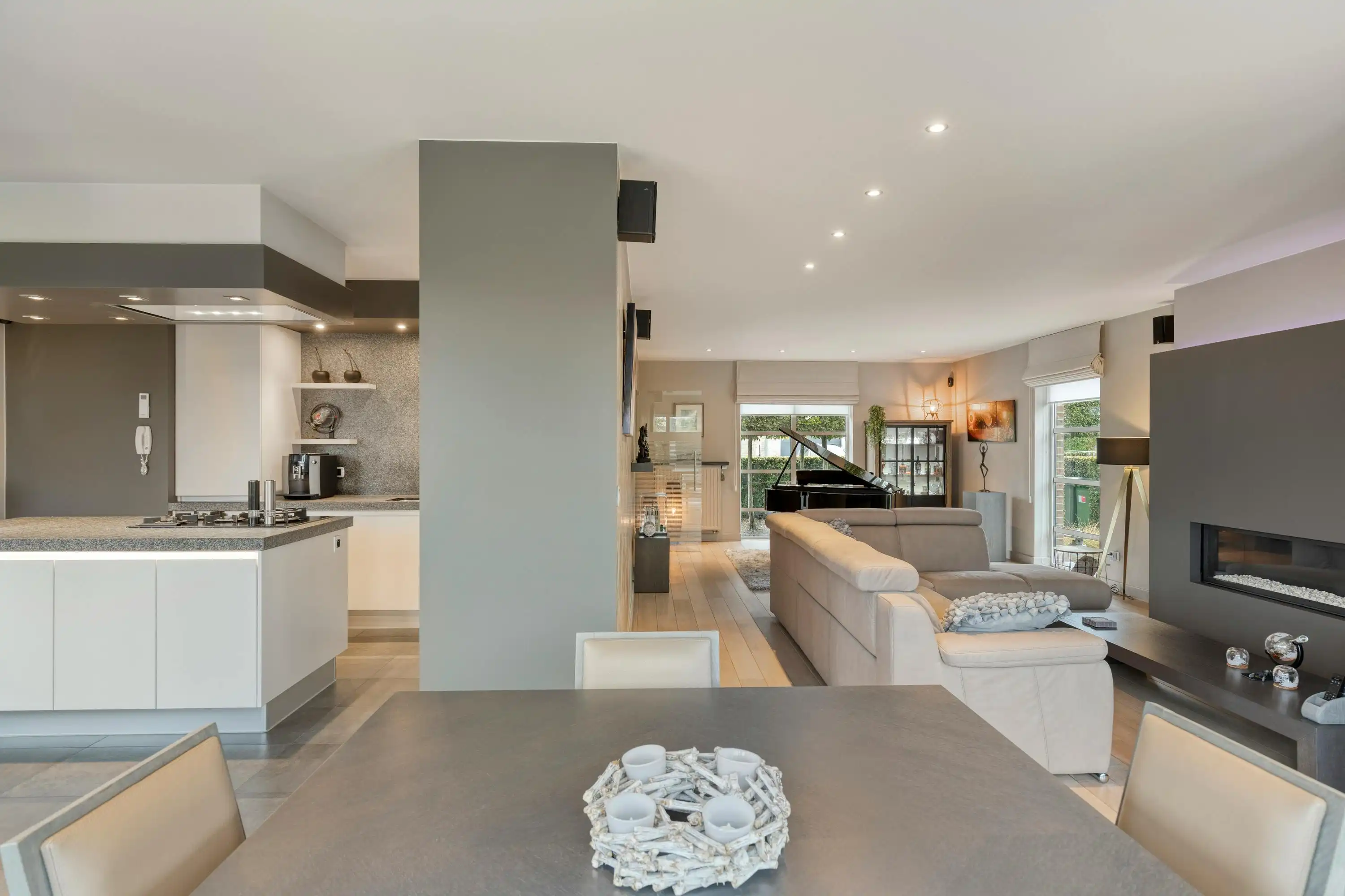Prachtig afgewerkte en onderhouden villa in Moerzeke foto 4